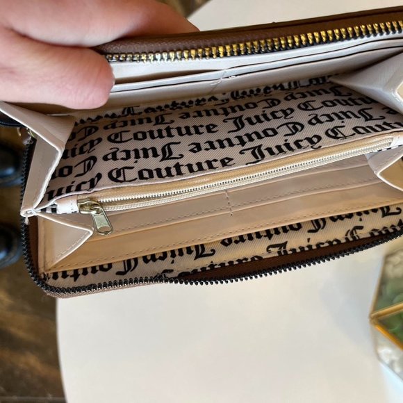 Juicy Couture Y2k Brown Wallet With Hearts - Picture 4 of 6